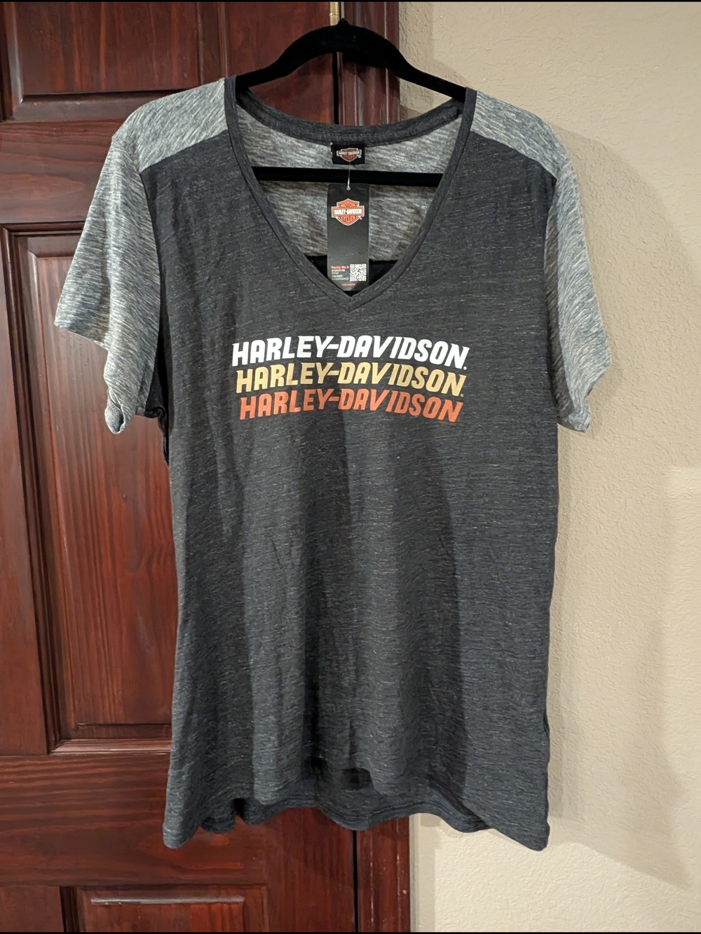 Harley-Davidson V-Neck Logo Tee in Charcoal with Heather Gray Sleeves Graphic